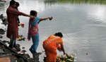 Praying / Grand Bassin Mauritius